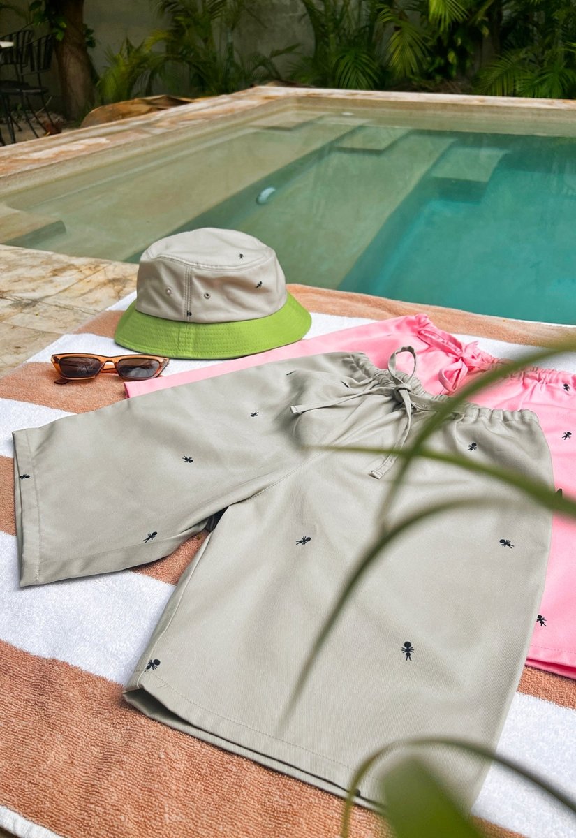 HO HOS HOLE IN THE WALL - "Ants on Your Hat" bucket hat ▲Grey▼Green colorway combo